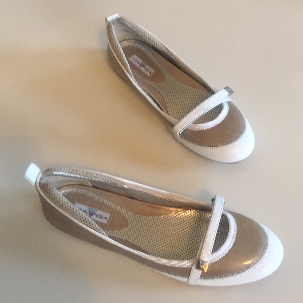 - Via Spiga-Like New- patent,Velcro, ballet …